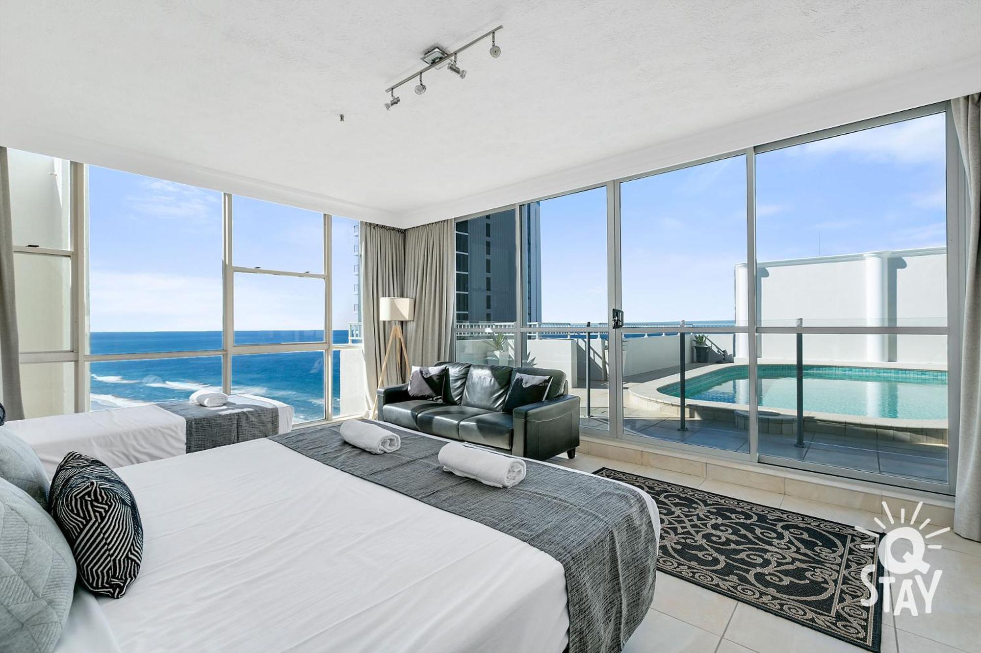 3 Bedroom Penthouse With Private Pool - Q