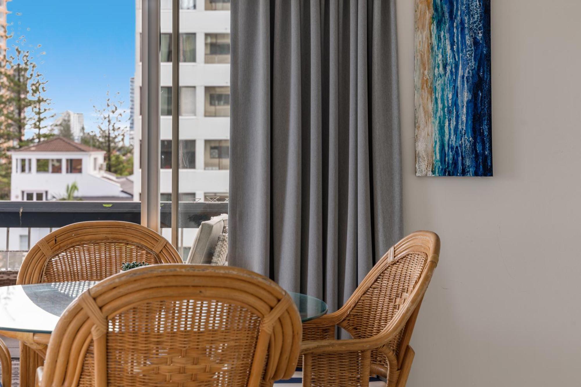 Hi Ho On Broadbeach Aparthotel
