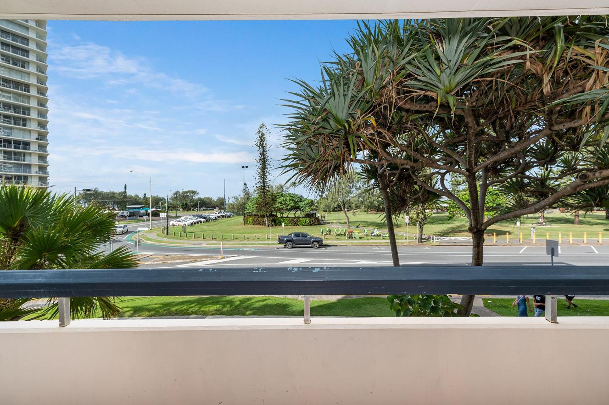 Hi Ho On Broadbeach 3*