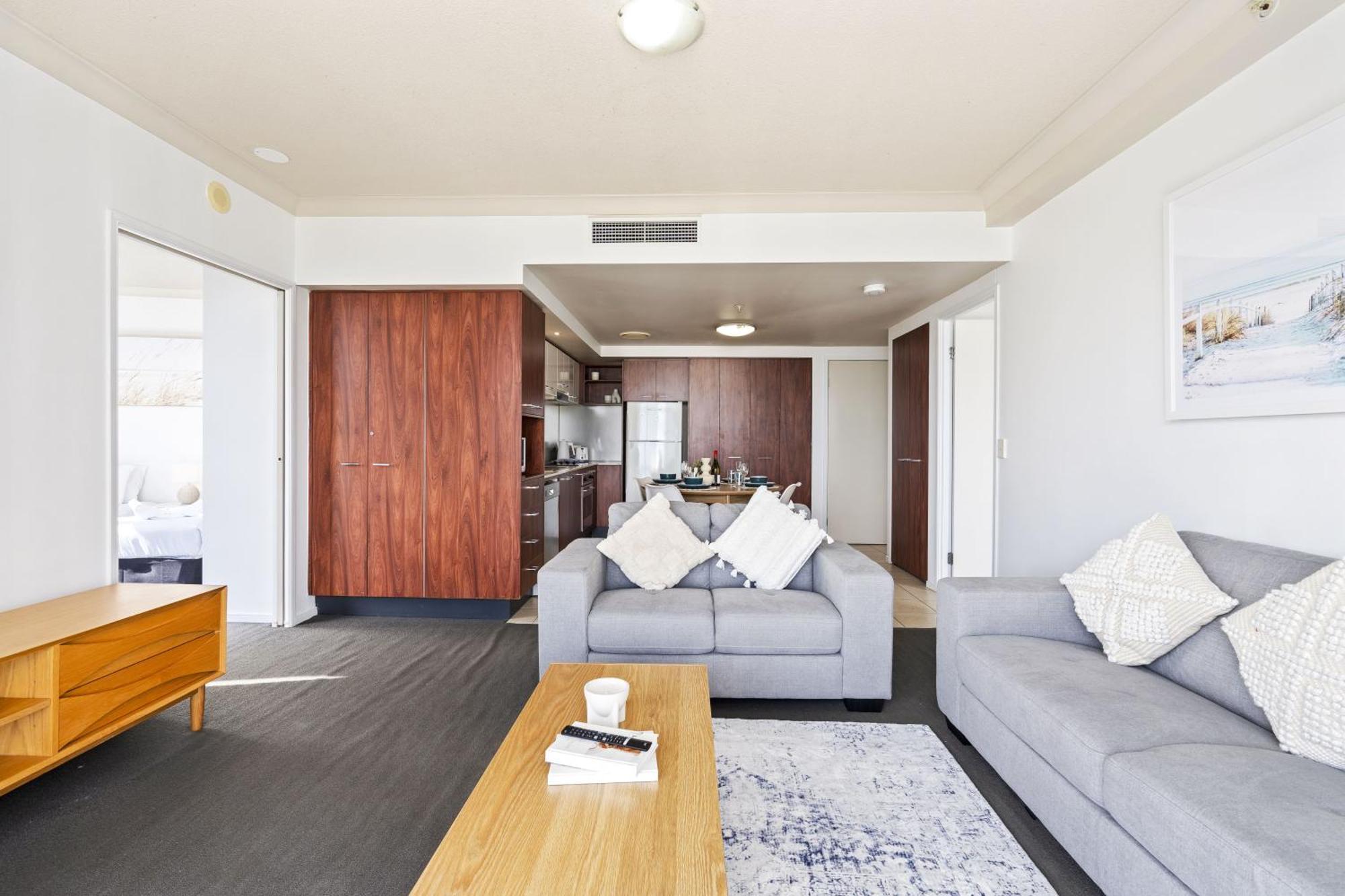 Apartment Kids Free In Hinterland View 2 Bedroom 1 Bathroom At Chevron Renaissance- Q Gold Coast
