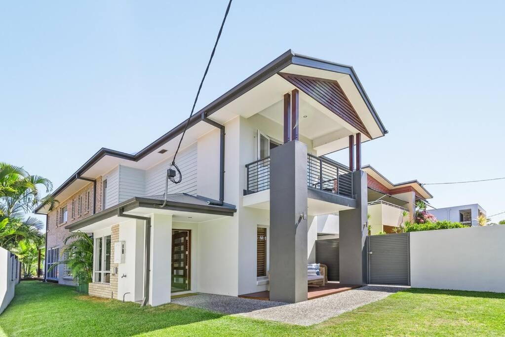 Burleigh Getaway * Gold Coast