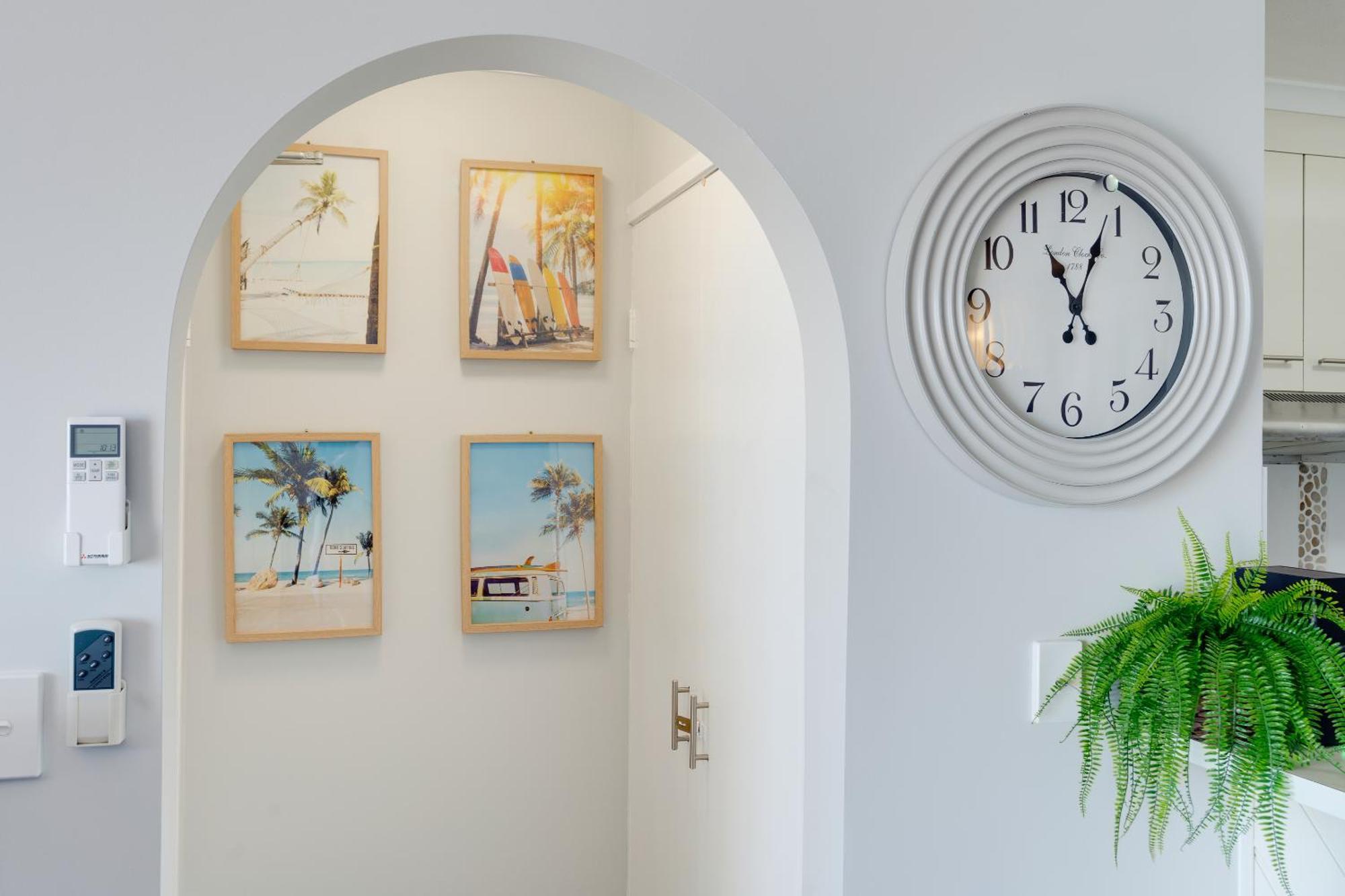 Apartment Coastal Views Await - Luxurious 2br Retreat *