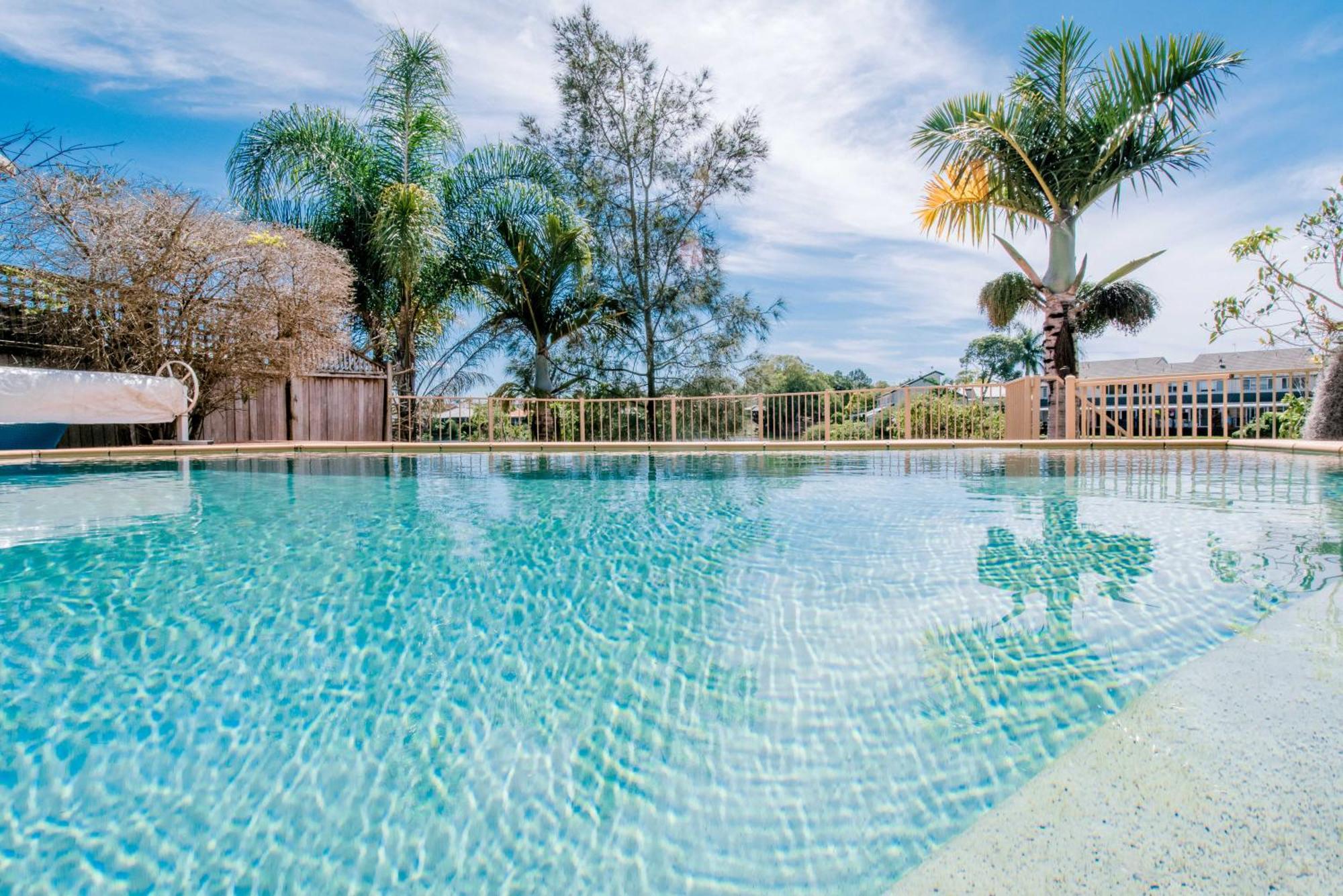 Peaceful Waterfront * Gold Coast
