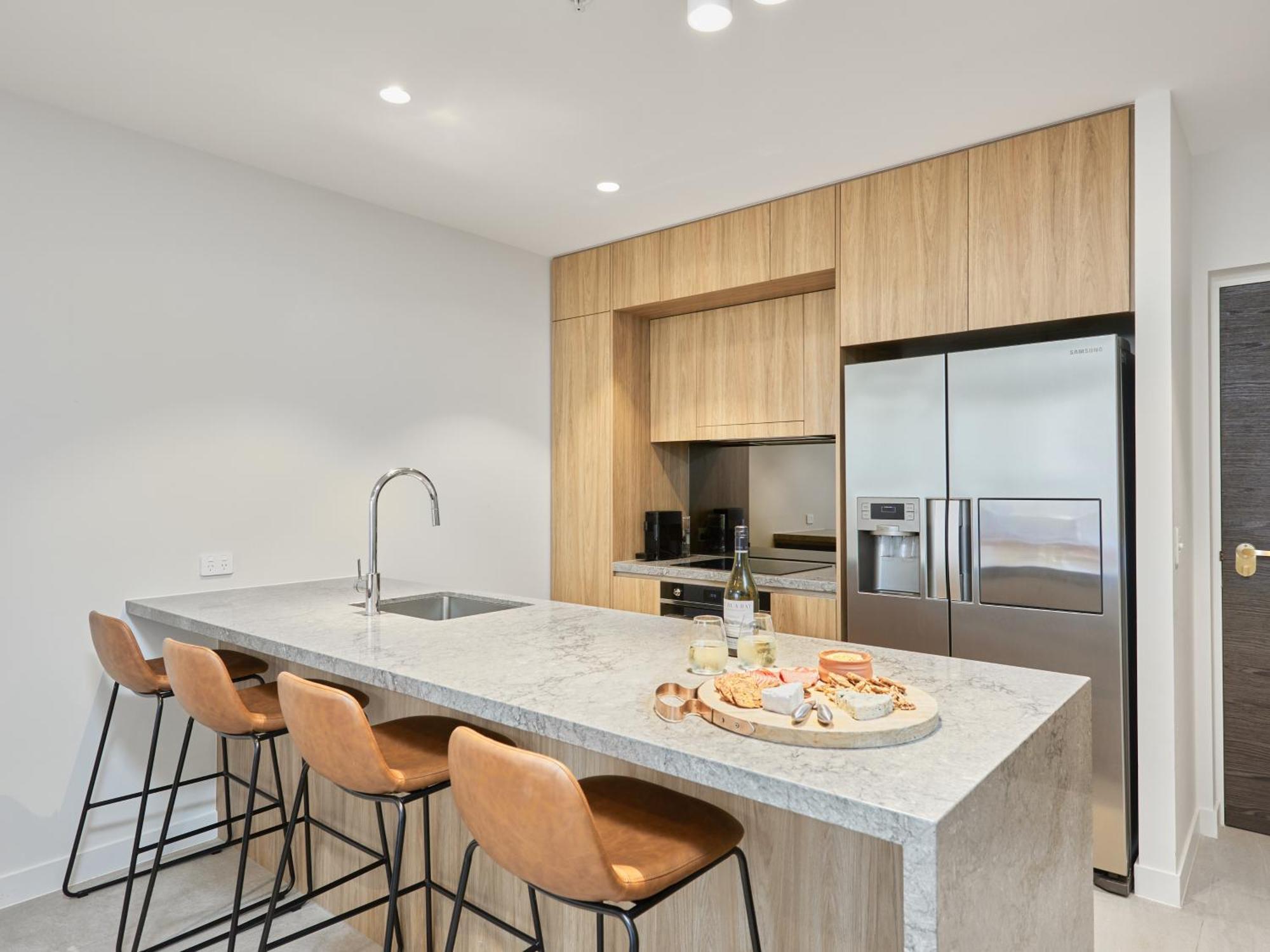 Apartment Oceanview Luxury Broadbeach 2 Bedroom Gold Coast