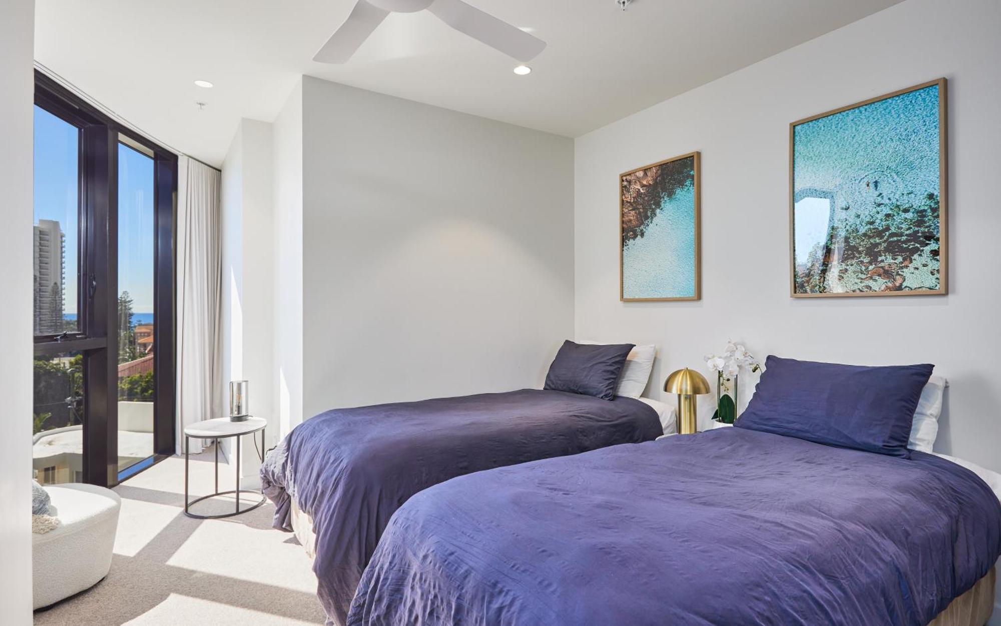 Oceanview Luxury Broadbeach 2 Bedroom Gold Coast