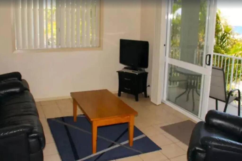 Comfy Unit In Palm Gables Palm Beach! Apartment