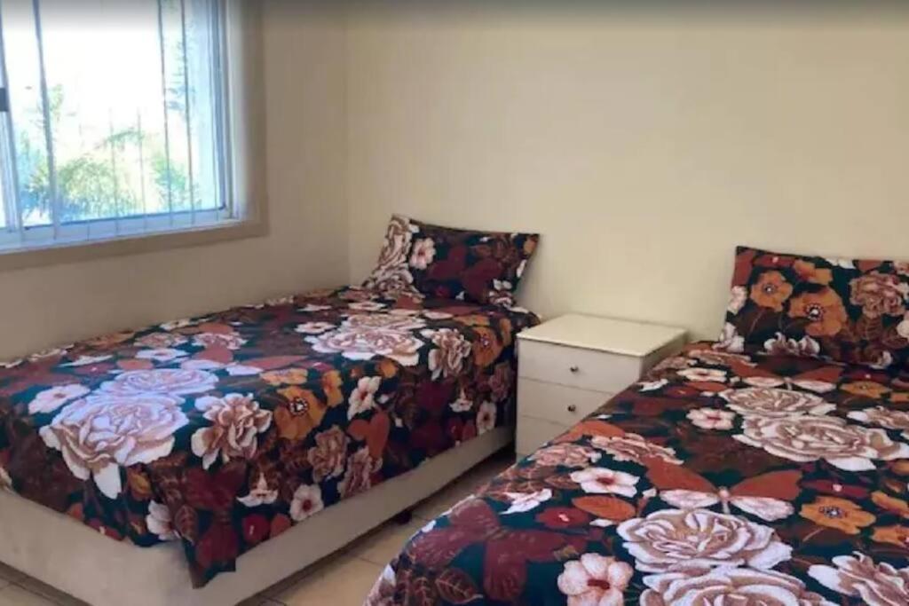 Comfy Unit In Palm Gables Palm Beach! Apartment Gold Coast