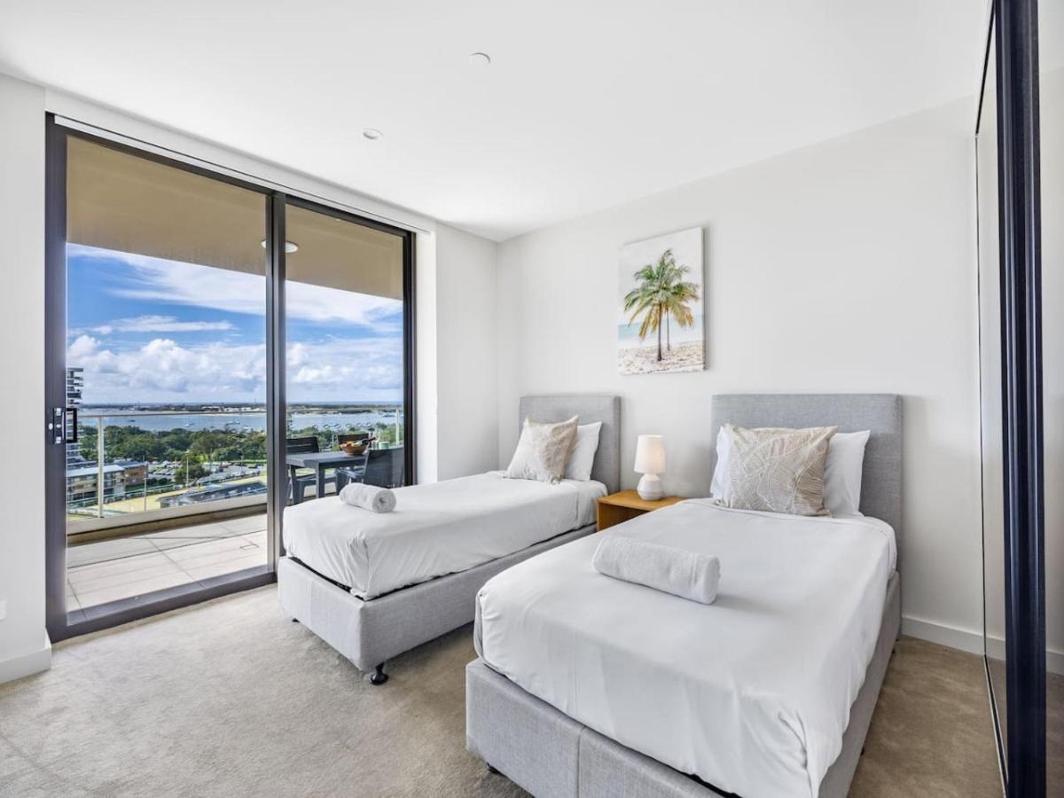 Sweeping Ocean View W Carpark And Rooftop Pool