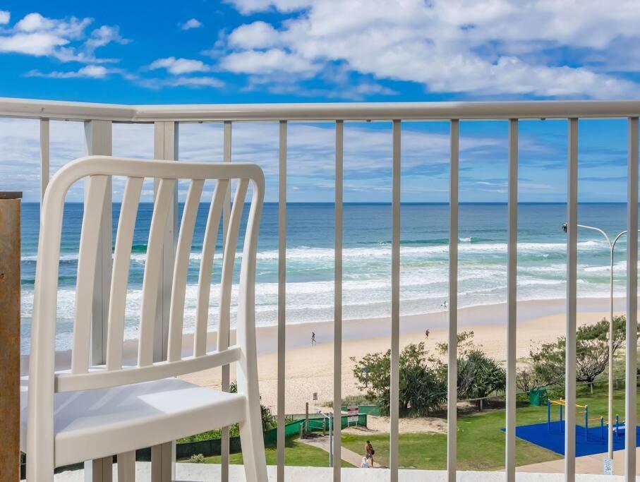 Absolute Beachfront In Paradise * Gold Coast