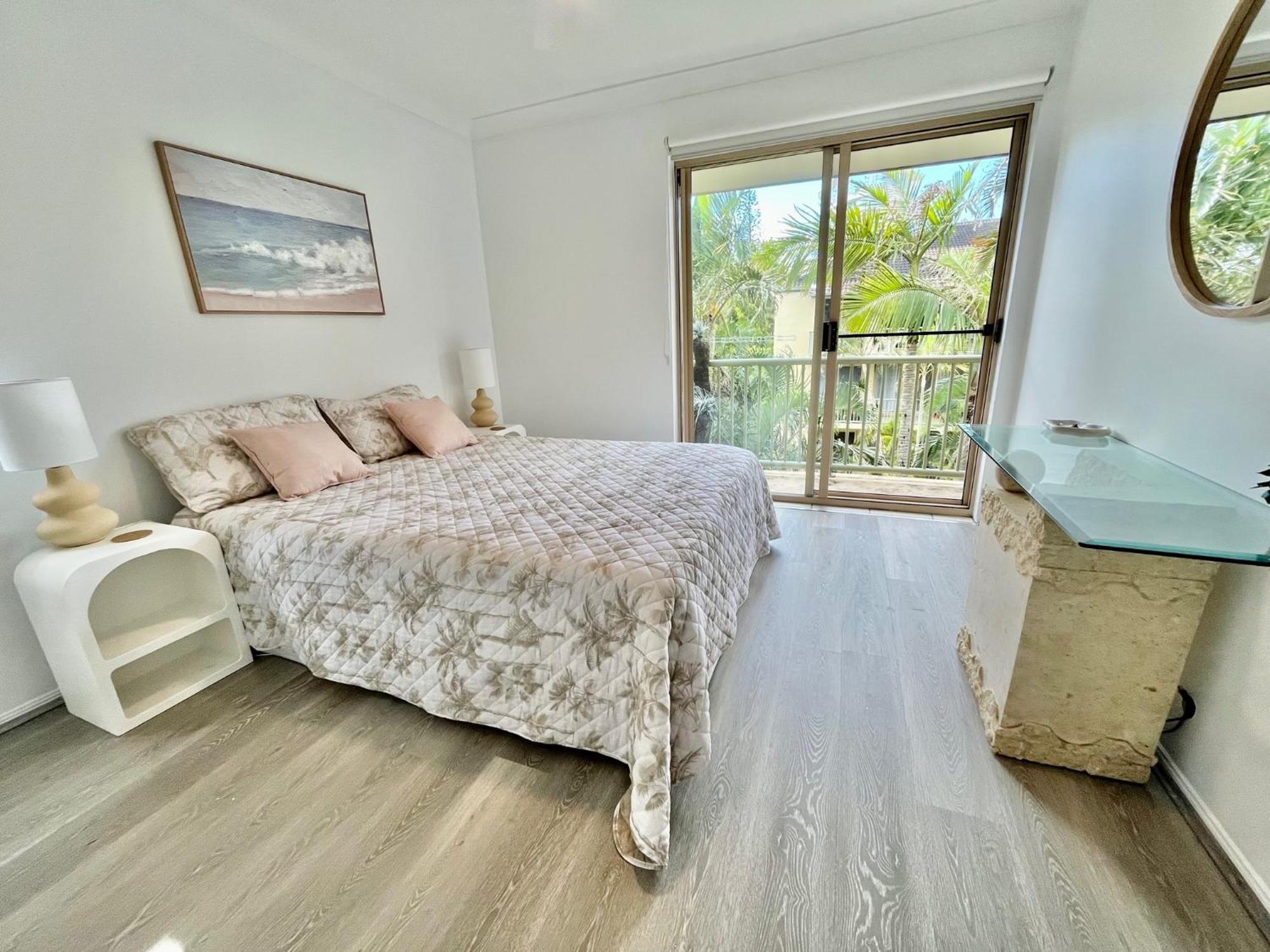 Bila Vista Kirra Beachside 3*