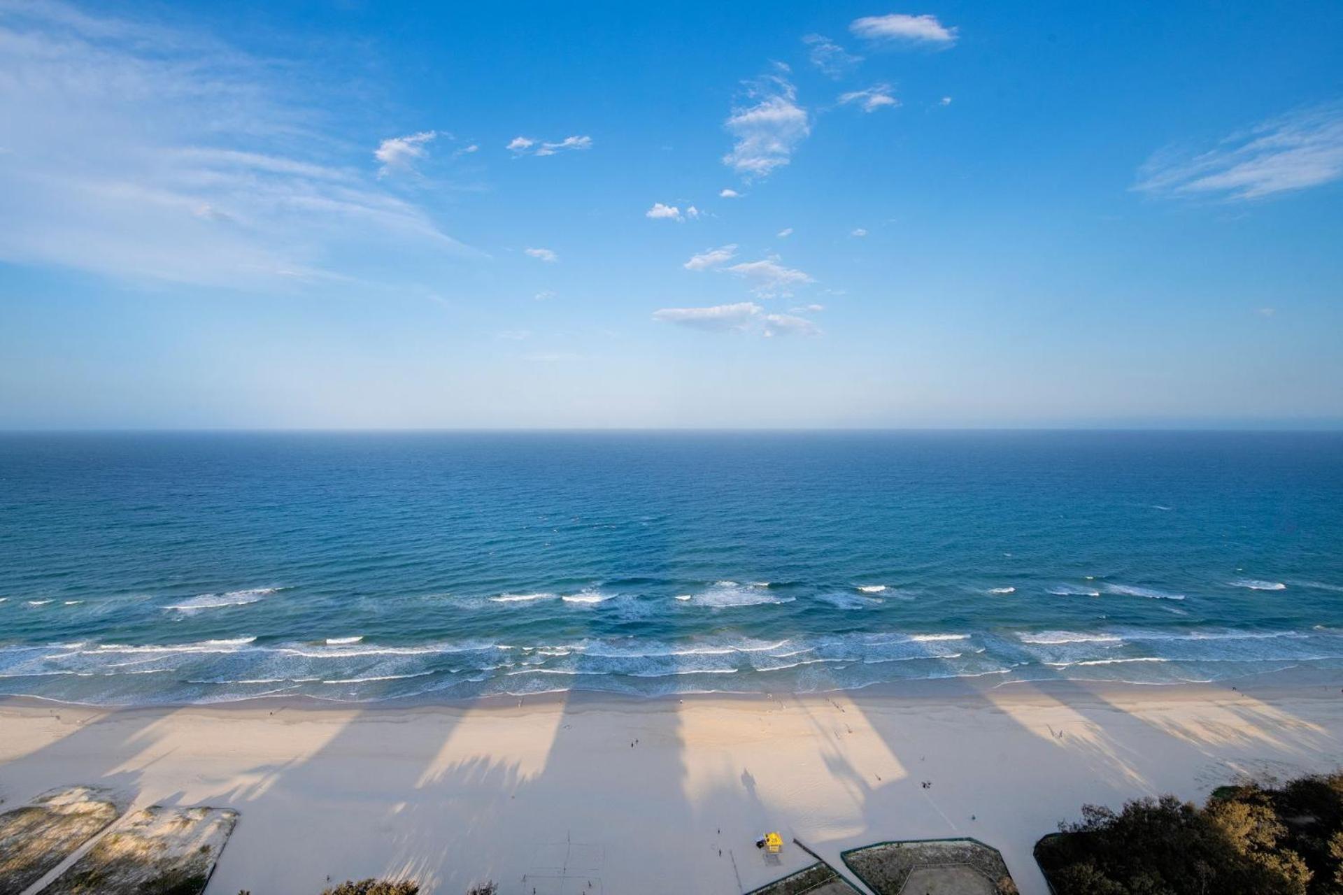 Air On Broadbeach 2 Level Private - Coasthm Gold Coast
