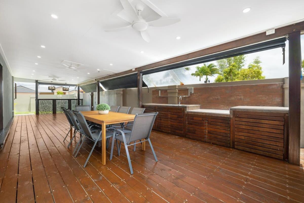 Pool Sauna Cinema Office 4br Spacious House * Gold Coast