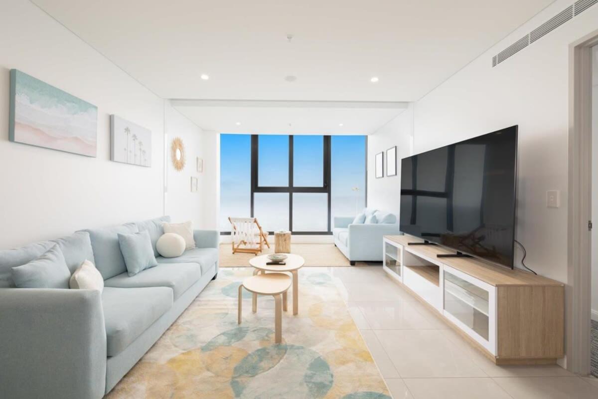 Just A Stone's Throw To The Brand New 2br Apartment *