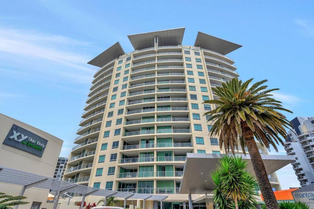 Wings Luxury Netflix Apartment Gold Coast