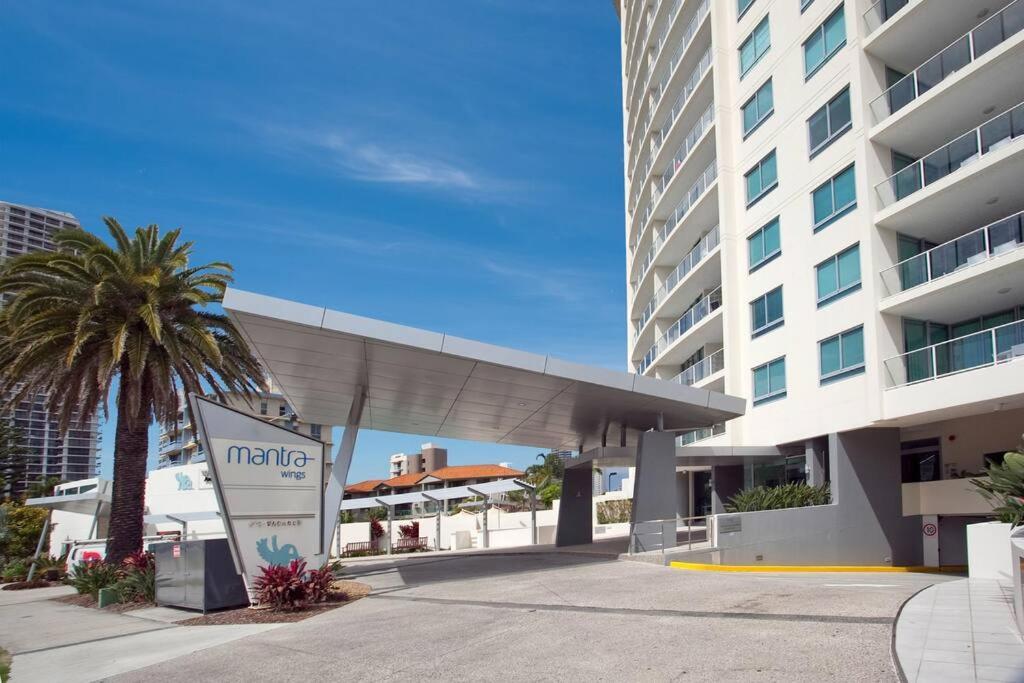 Wings Luxury Netflix * Gold Coast