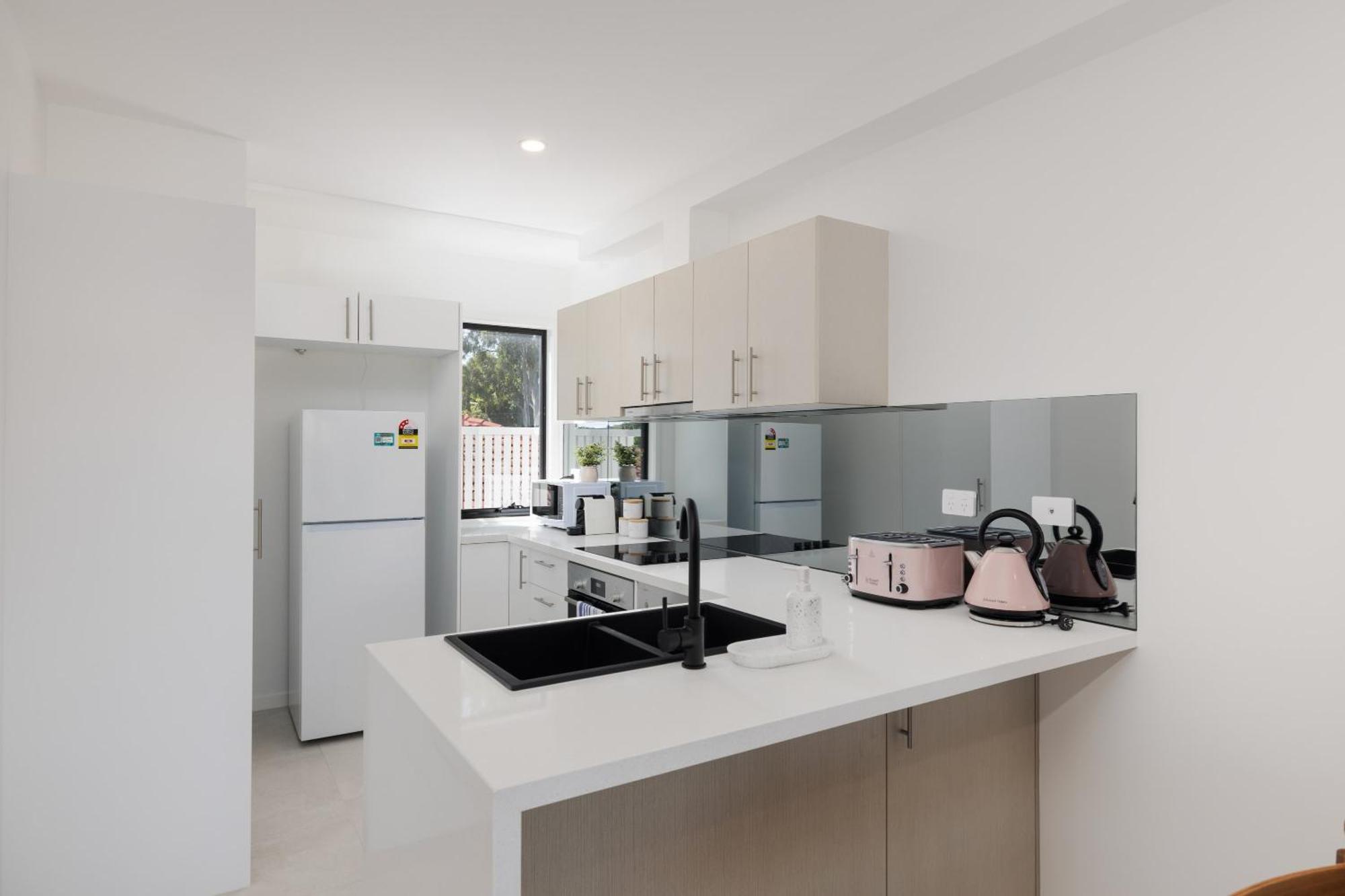 Holiday home Netflix Brand New 4br Fast Nbn Ac Free Parking