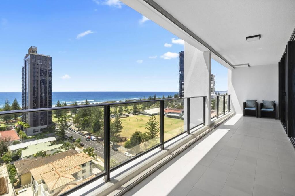 Luxury Broadbeach With Ocean Views