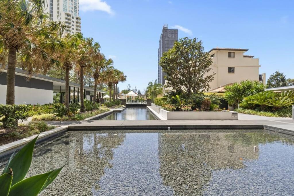 Apartment Luxury Broadbeach With Ocean Views