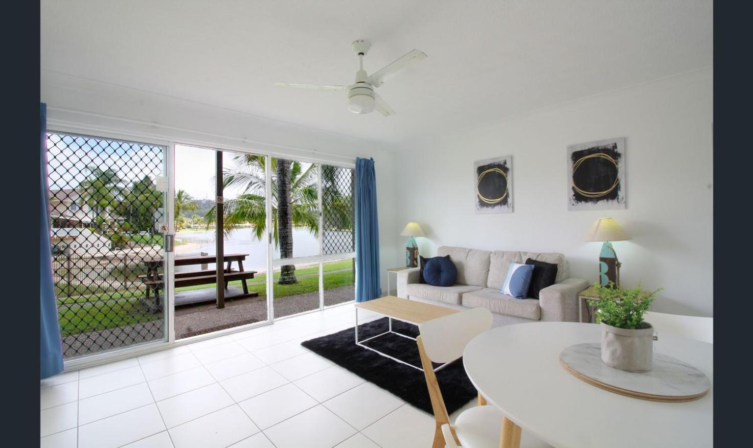 Hotel Bay Of Palms Gold Coast