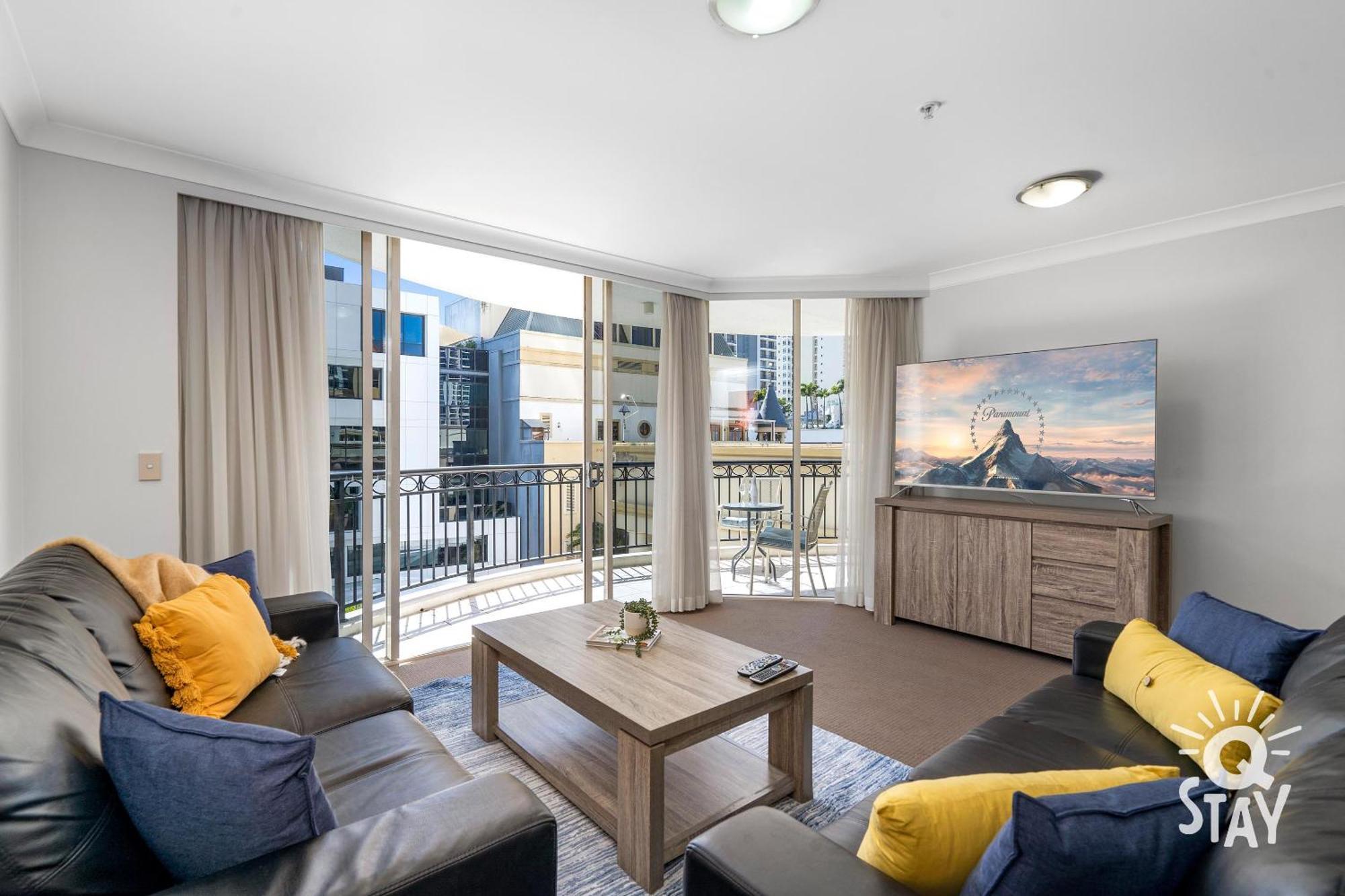Chevron Renaissance Surfers Paradise Mid Week Madness Deal - Q Gold Coast