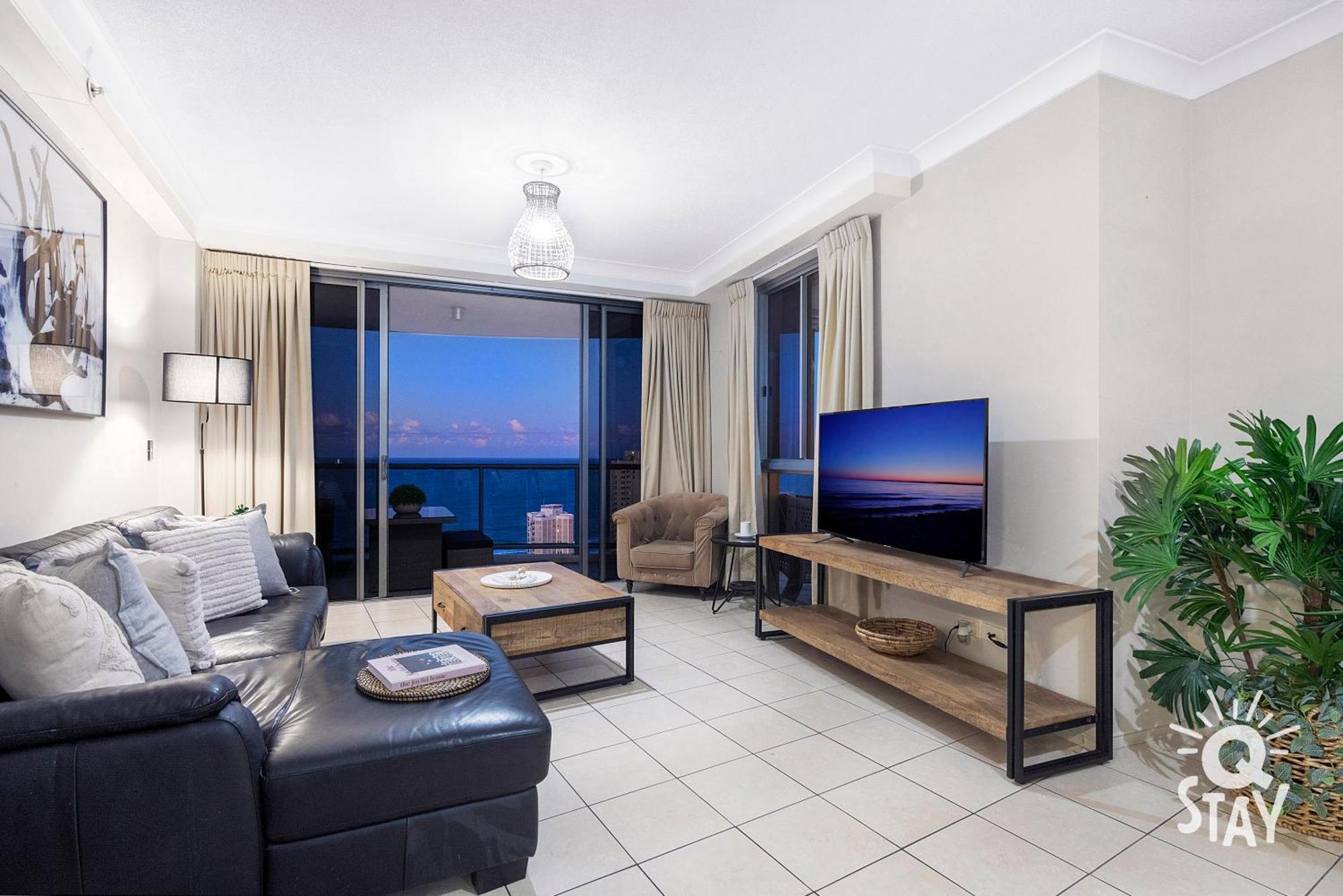 Apartment Chevron Renaissance Surfers Paradise Mid Week Madness Deal - Q Gold Coast
