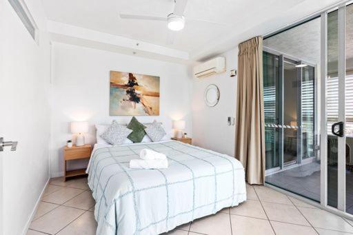 Apartment Wings Luxury Netflix