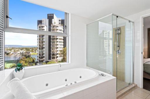 Apartment Wings Luxury Netflix *