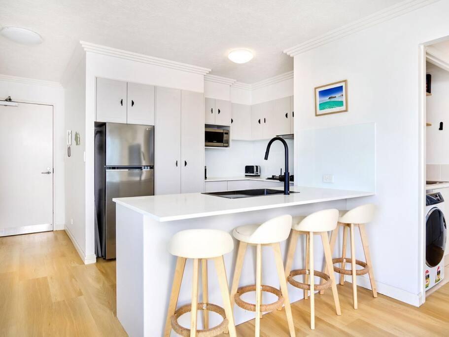 Apartment Palm Renovated 1 Bedroom Gold Coast