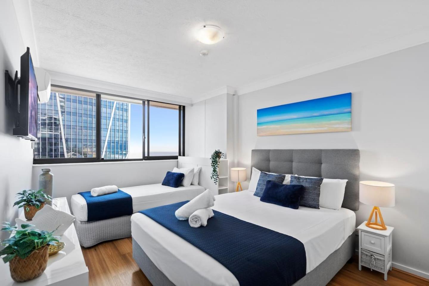 'coastal Cool' Penthouse Paradise And Ocean Outlooks Gold Coast
