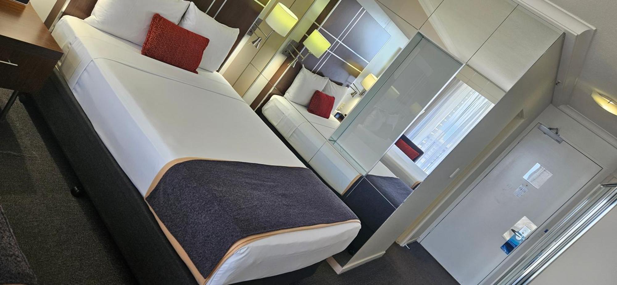 Sea View Studio High Floor Gold Coast
