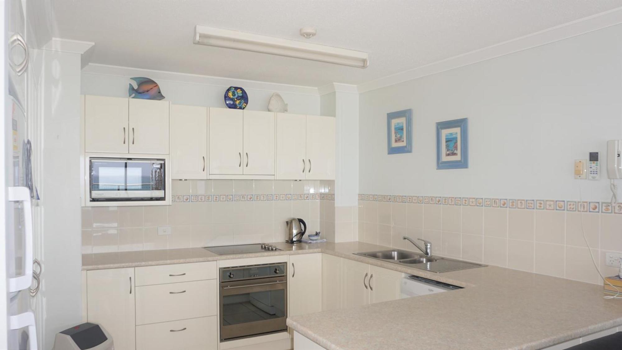 Pacific Surf Absolute Beachfront 3* Gold Coast