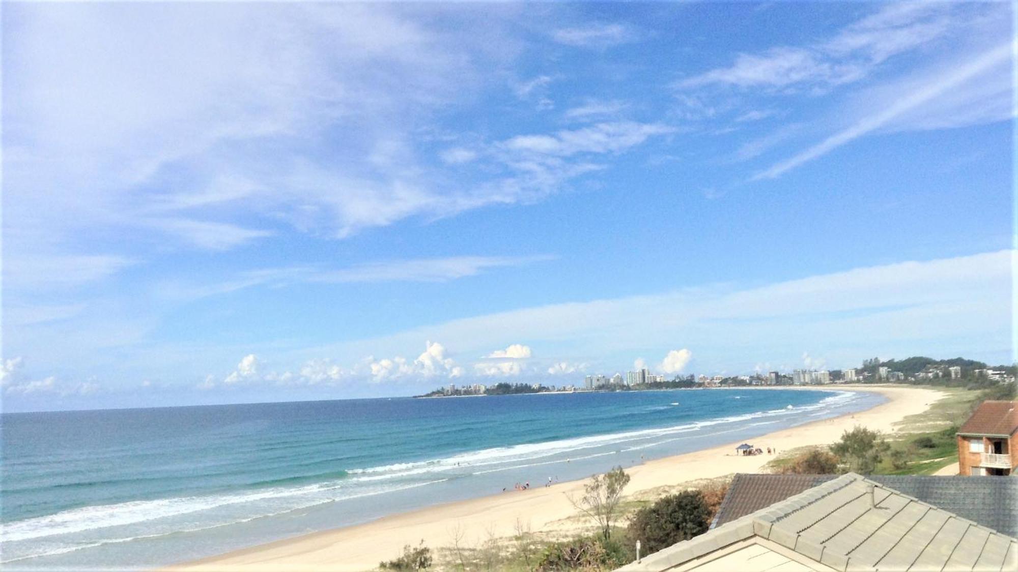 Pacific Surf Absolute Beachfront Aparthotel Gold Coast