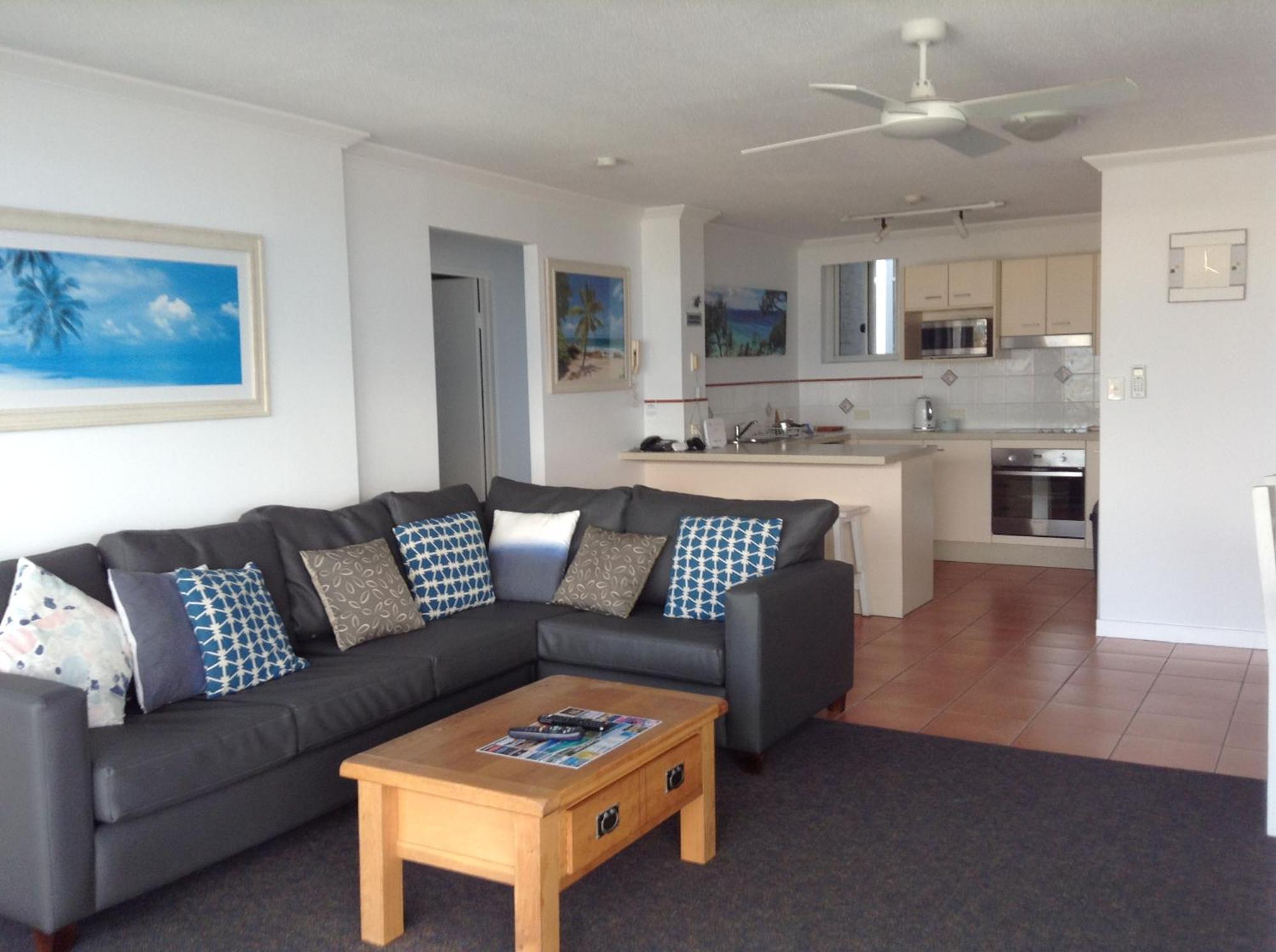 Pacific Surf Absolute Beachfront Aparthotel Gold Coast