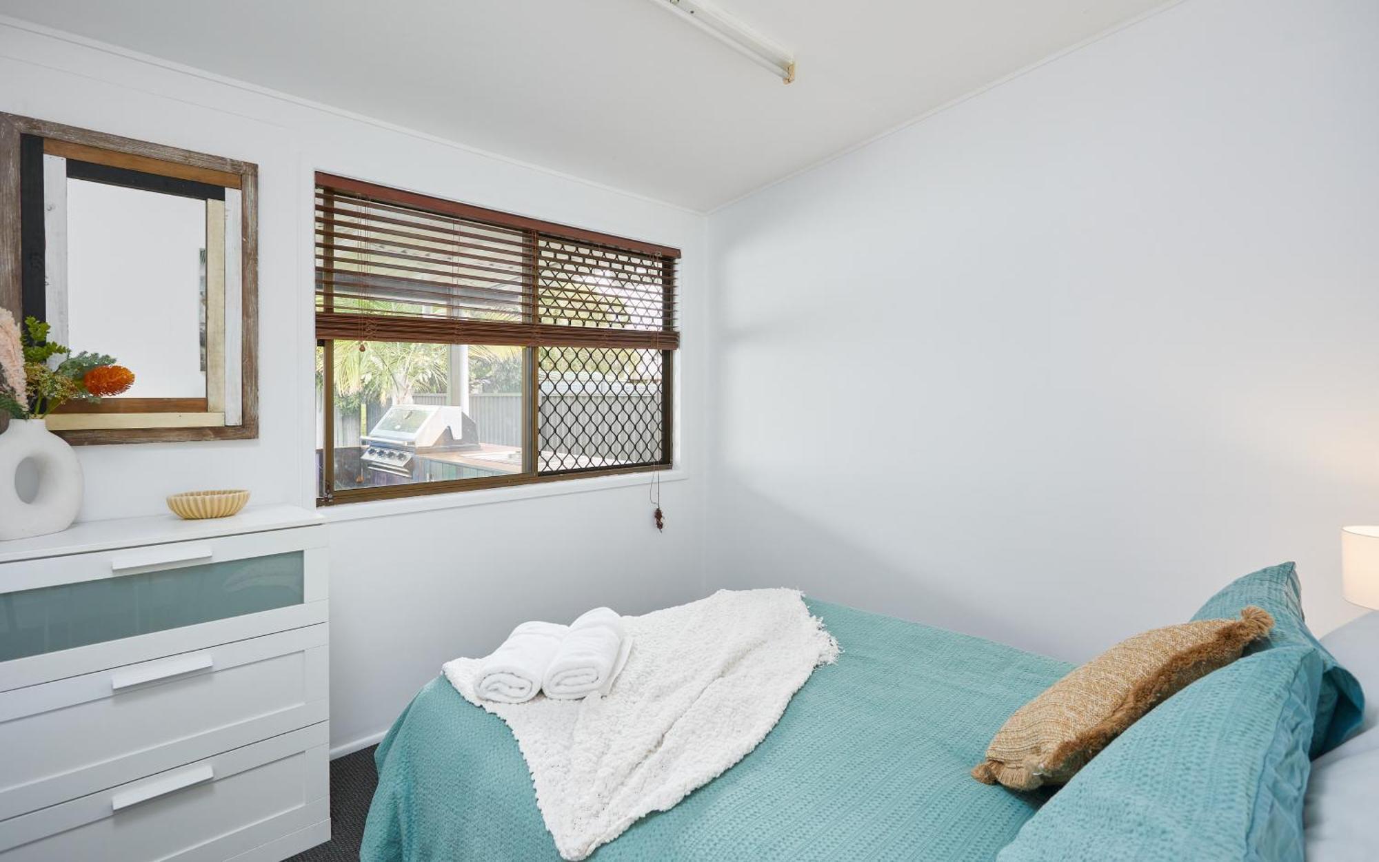 Holiday home Jacuzzi Gardens - Spa - Fire Pit - Swings - Outdoor Kitchen - Bbq - Parking - Central Location