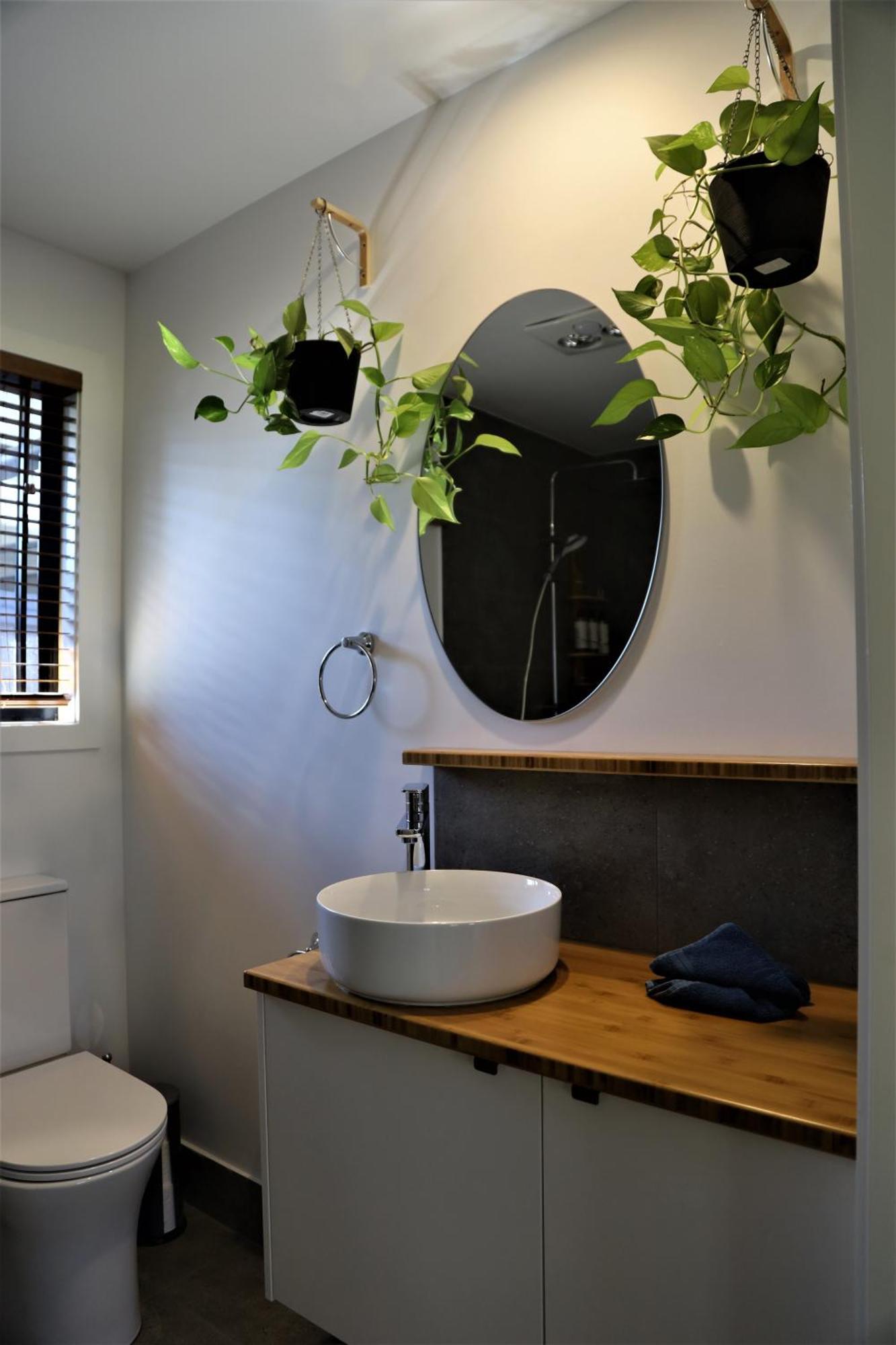 'stay In Carrara' A Private Guest Not A Share House *