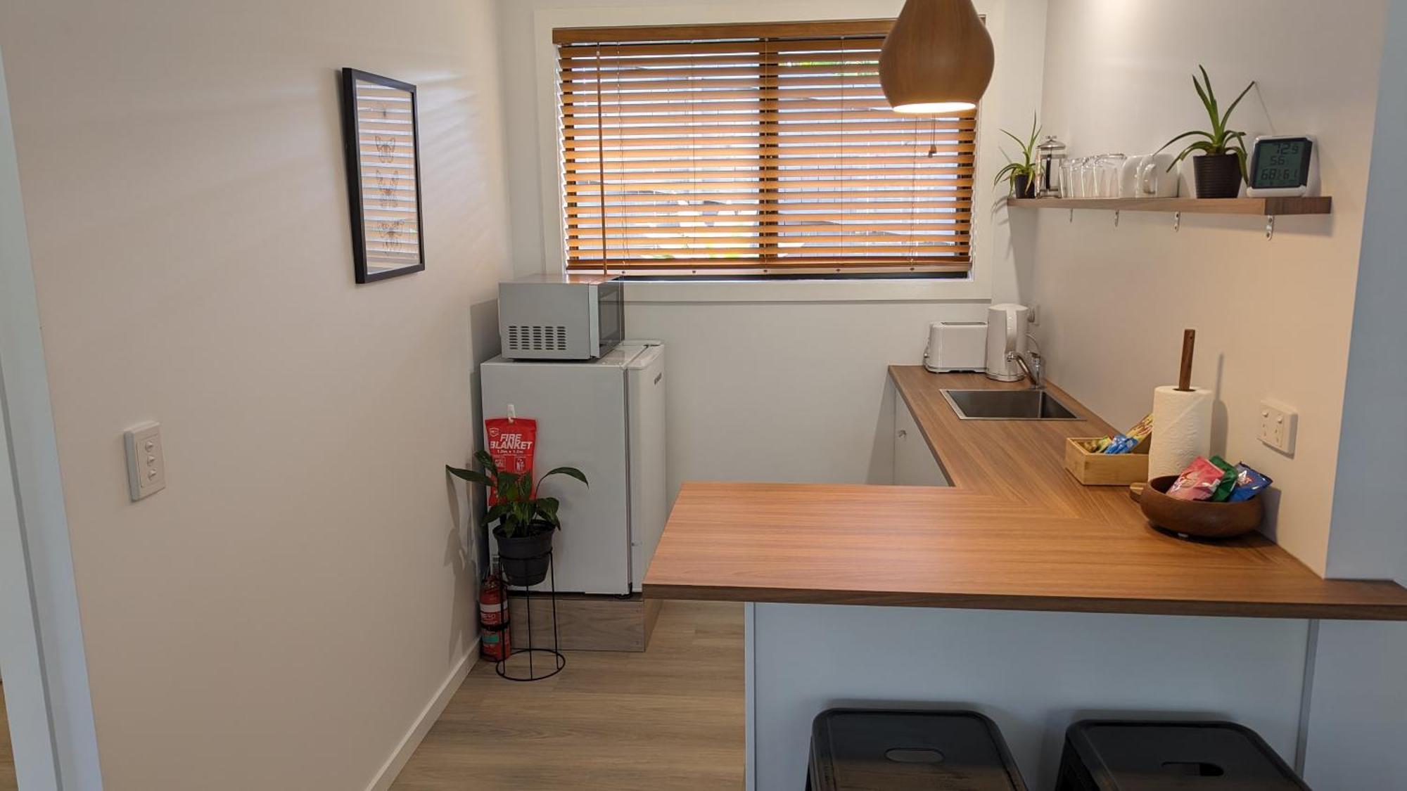 'stay In Carrara' A Private Guest Not A Share House