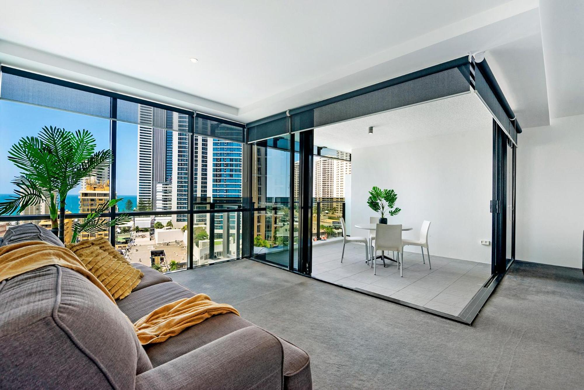 Self-contained At Circle On Cavill - Privately Managed - Wow Apartment Gold Coast