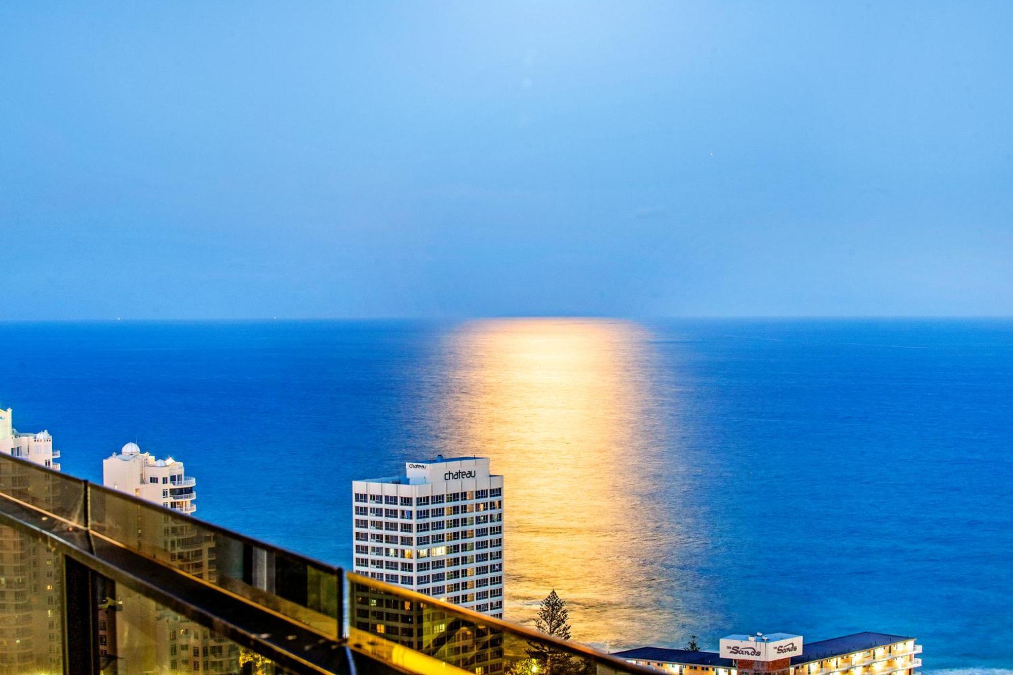 Apartment Self-contained At Circle On Cavill - Privately Managed - Wow Gold Coast