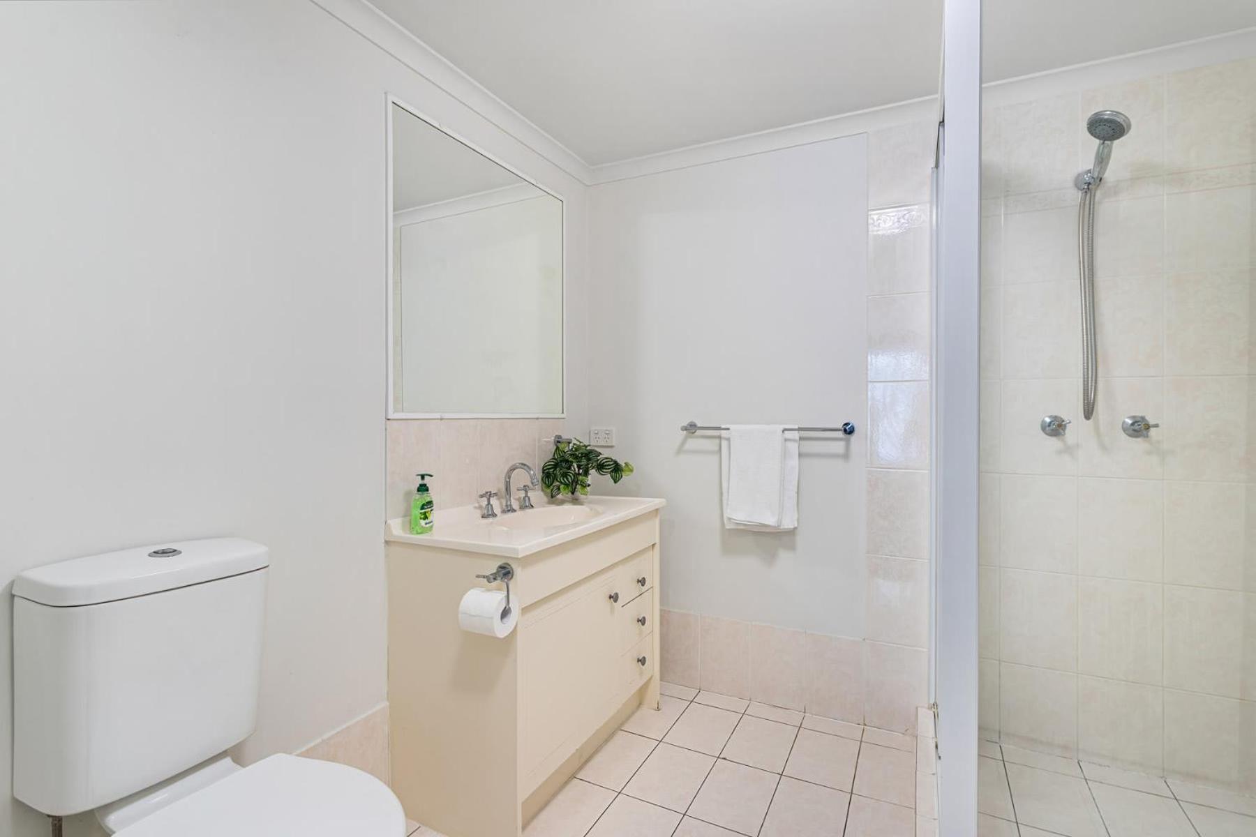 Relaxation Awaits At Runaway Cove Apartment Gold Coast