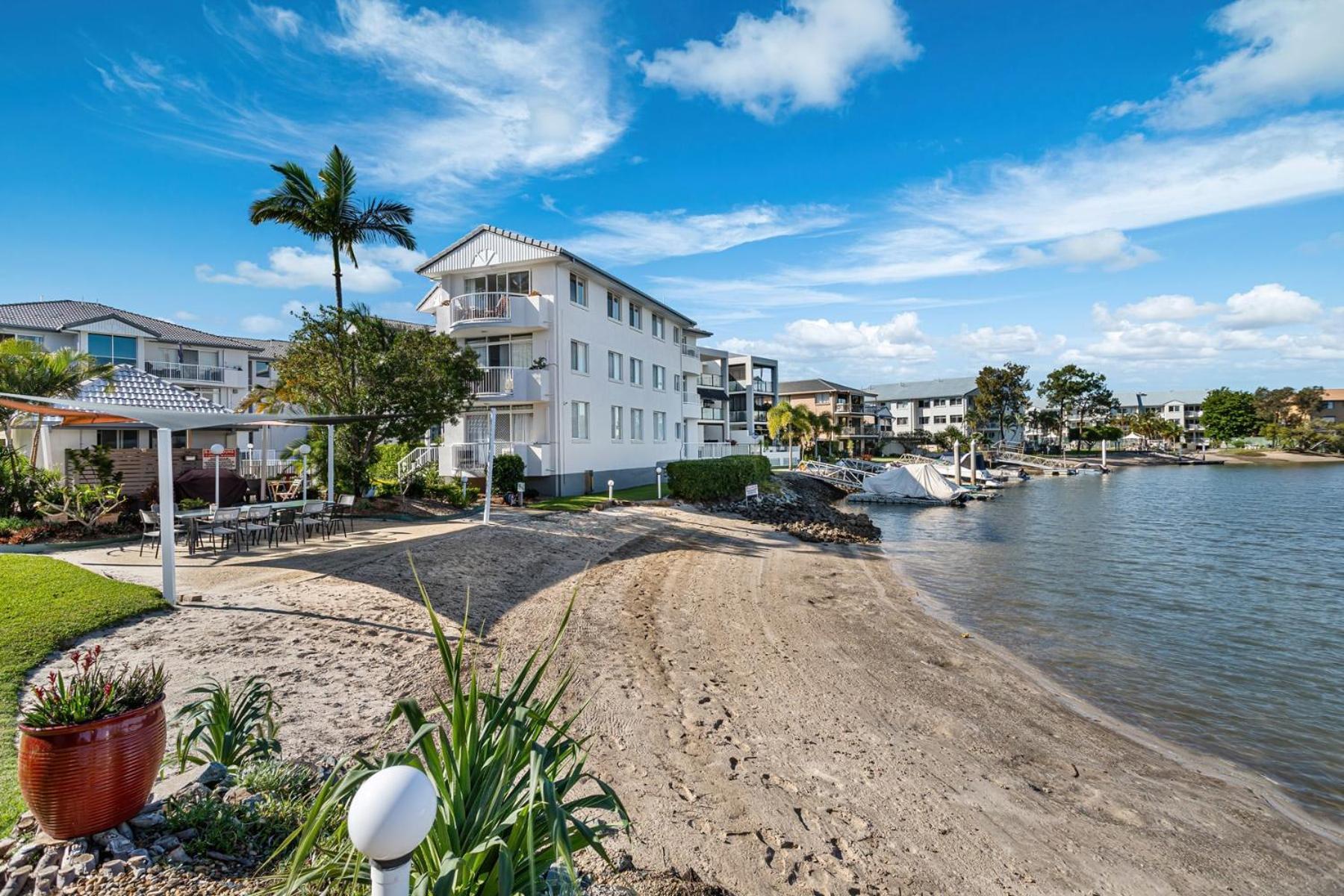 Relaxation Awaits At Runaway Cove *
