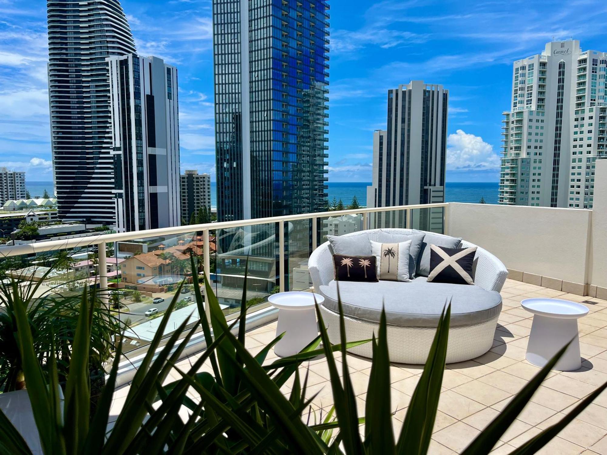 Apartment Private Sky Terrace Classic Penthouse 2 Car Parks *