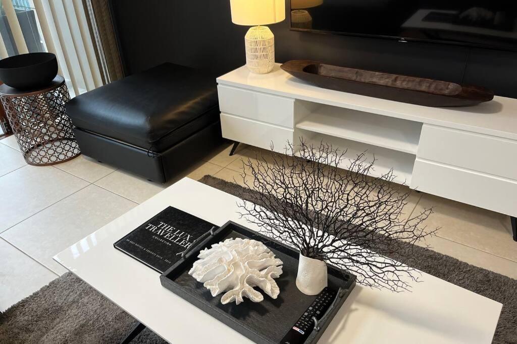 Apartment Private Sky Terrace Classic Penthouse 2 Car Parks *