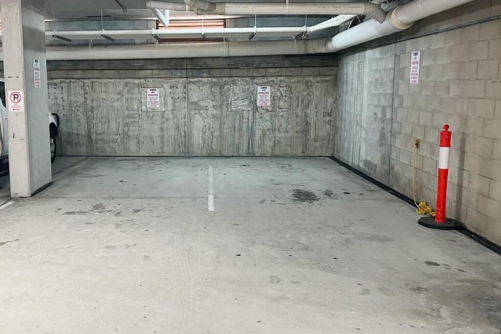 Private Sky Terrace Classic Penthouse 2 Car Parks Apartment