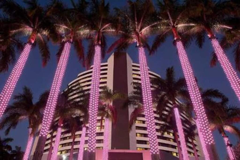 Apartment Private Sky Terrace Classic Penthouse 2 Car Parks Gold Coast