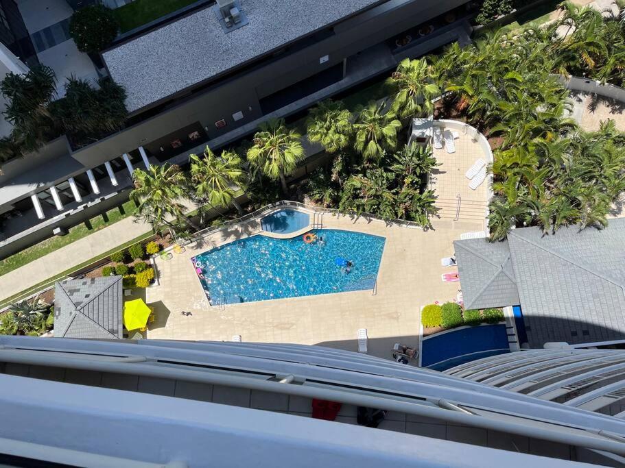 Private Sky Terrace Classic Penthouse 2 Car Parks Apartment *