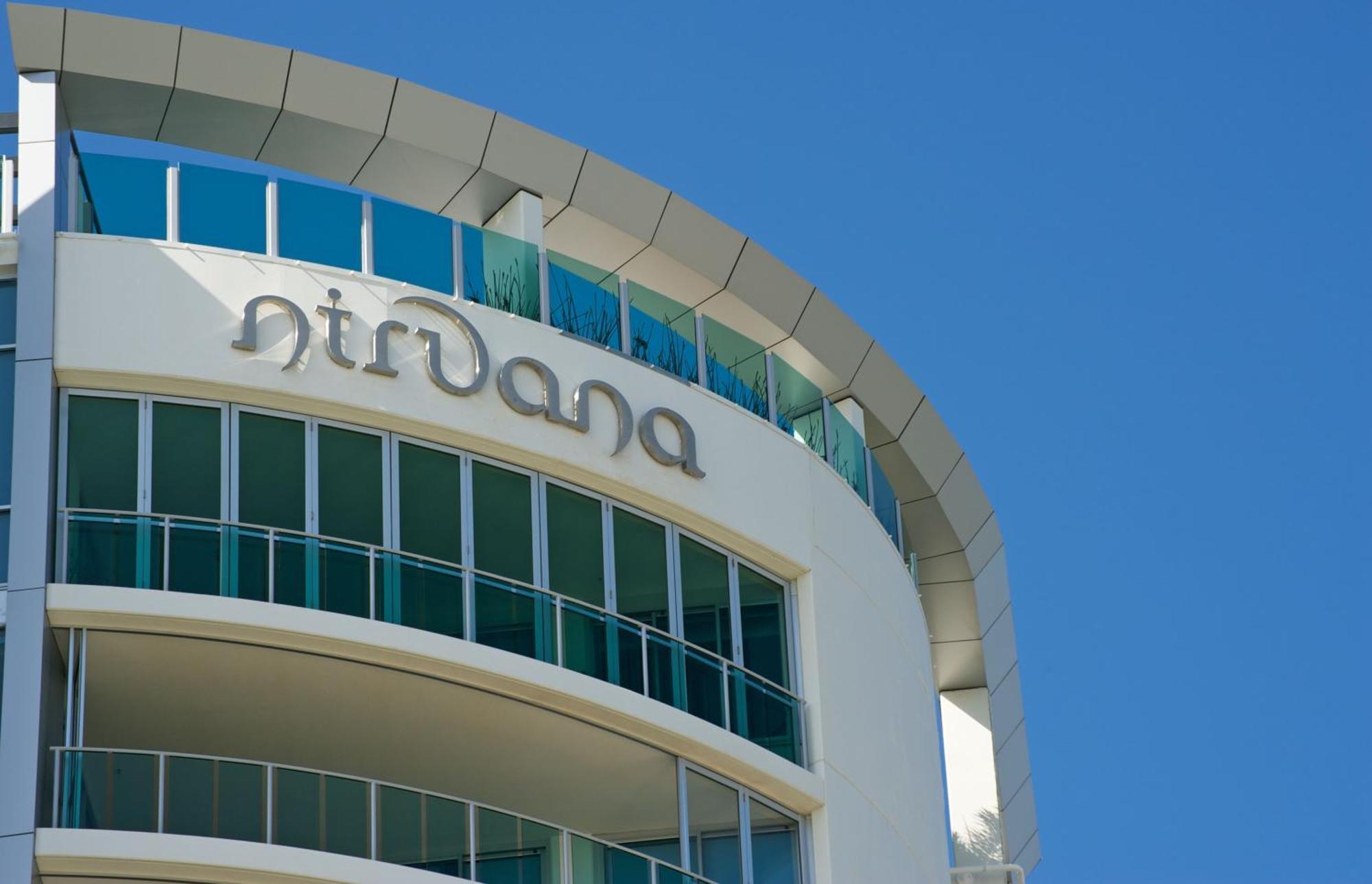 Aparthotel Nirvana By The Sea Gold Coast