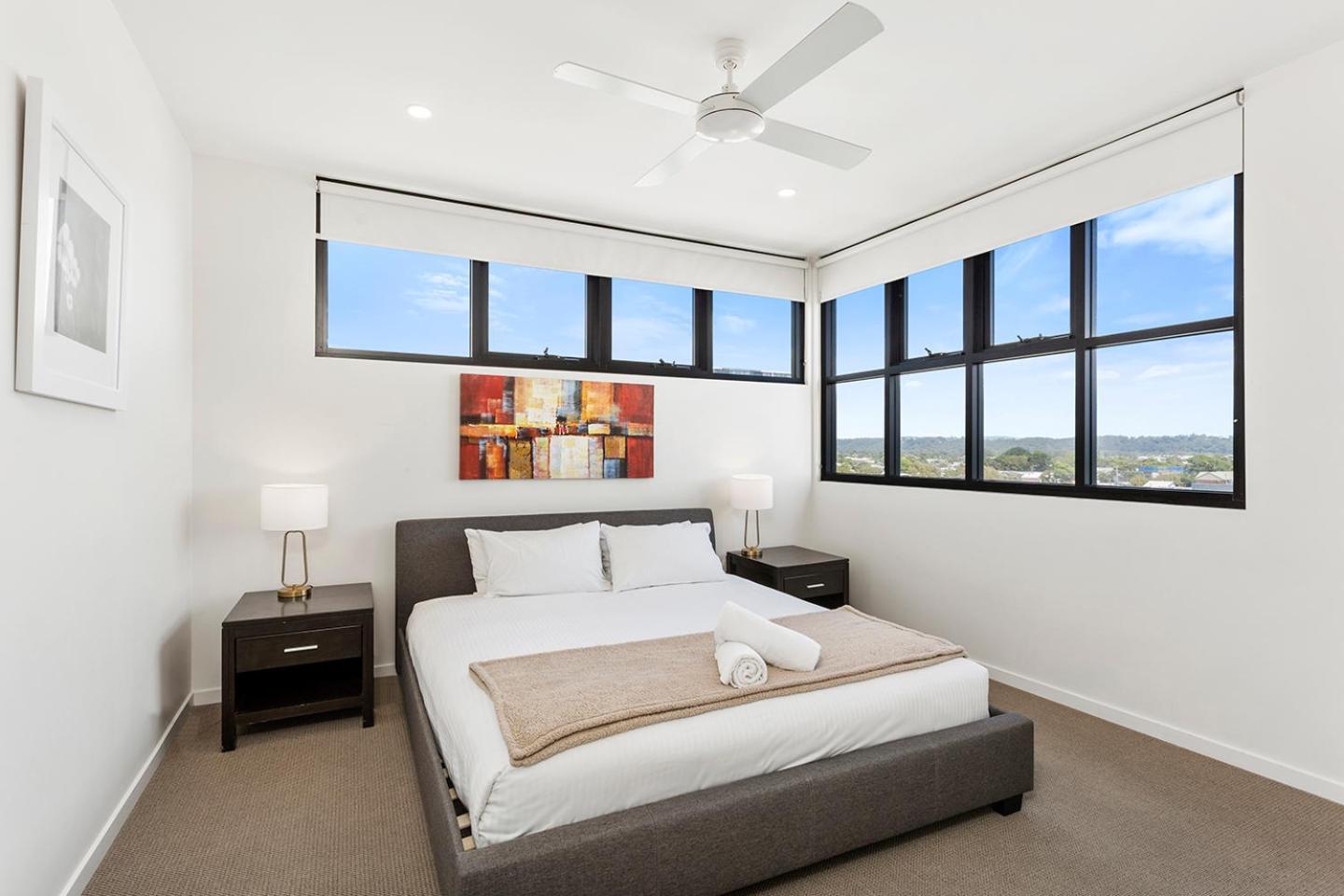 5th Floor Beachside Ocean View With Wi-fi, Pool And Gym Apartment *