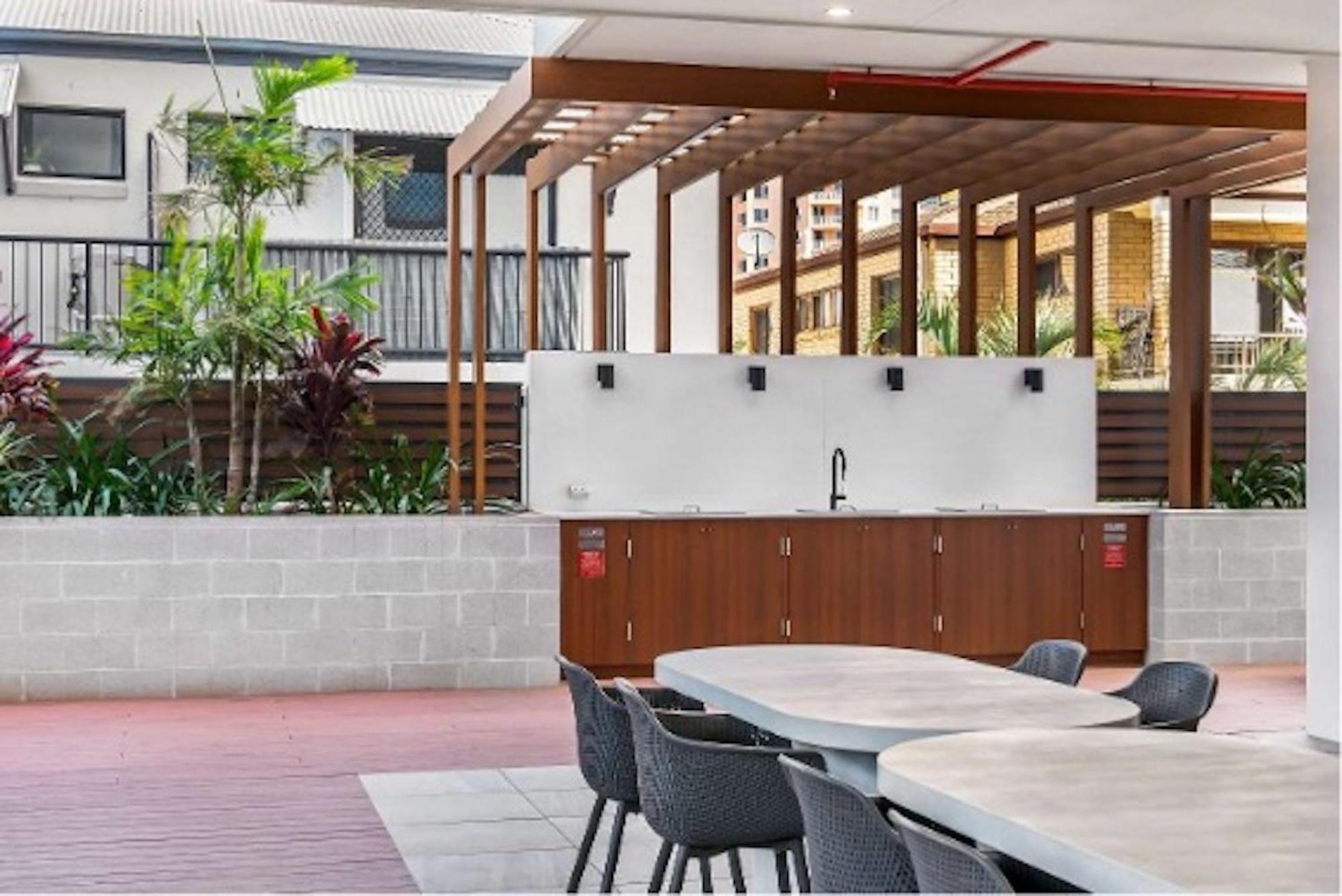 Opus Broadbeach - Hosted By Coastal Letting Company Gold Coast