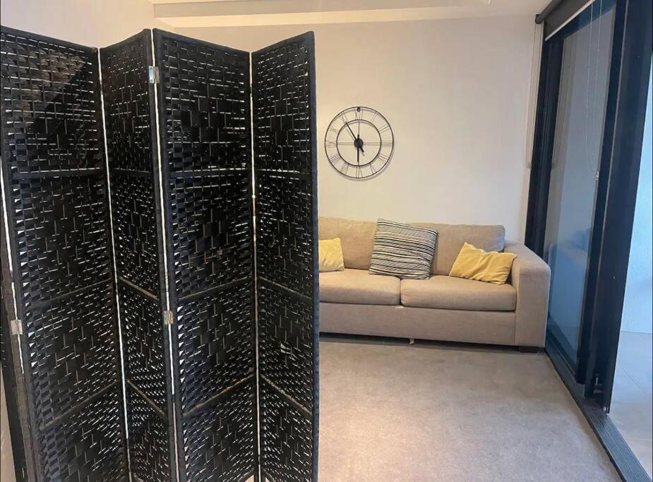2 Bedroom Circle On Cavil * Gold Coast