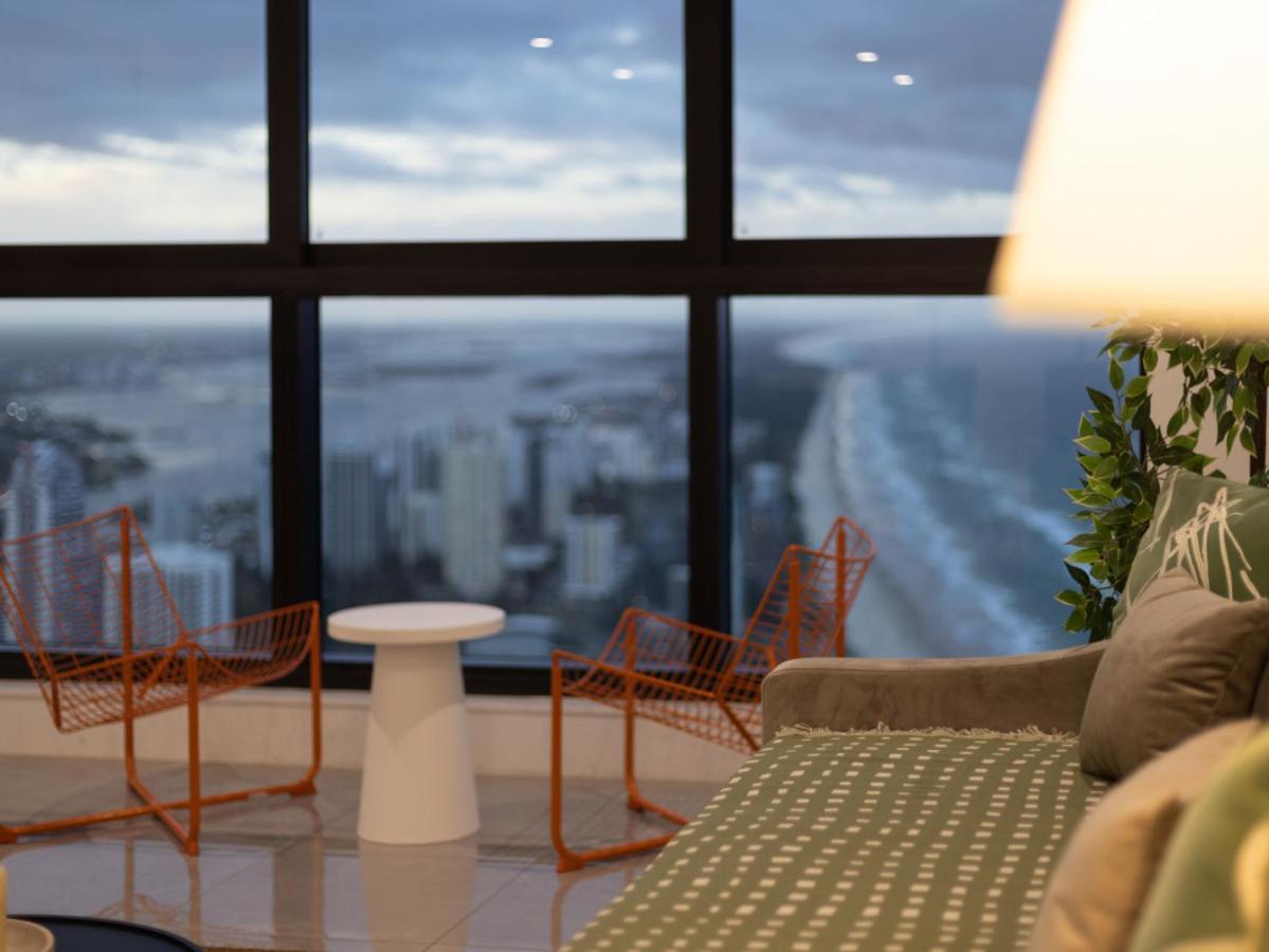 Apartment Views From Cloud 1 Min To 2br Pool Gym Gold Coast